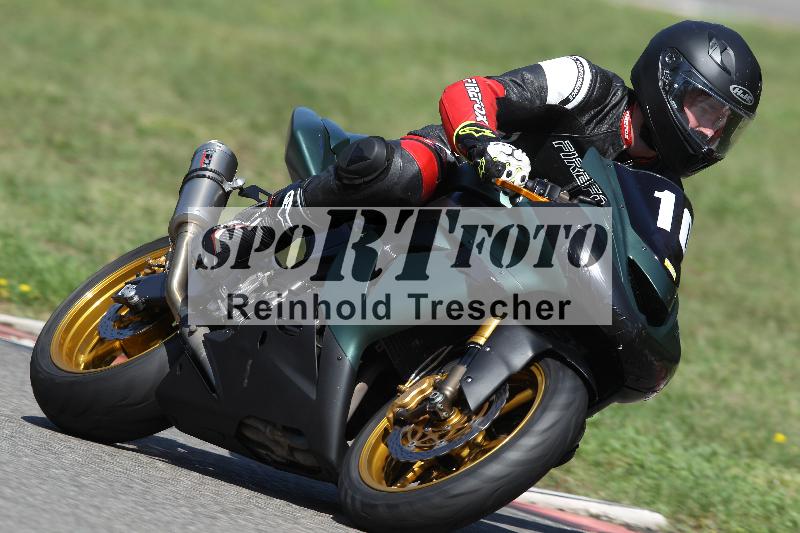 Archiv-2022/57 29.08.2022 Plüss Moto Sport ADR/Einsteiger/10